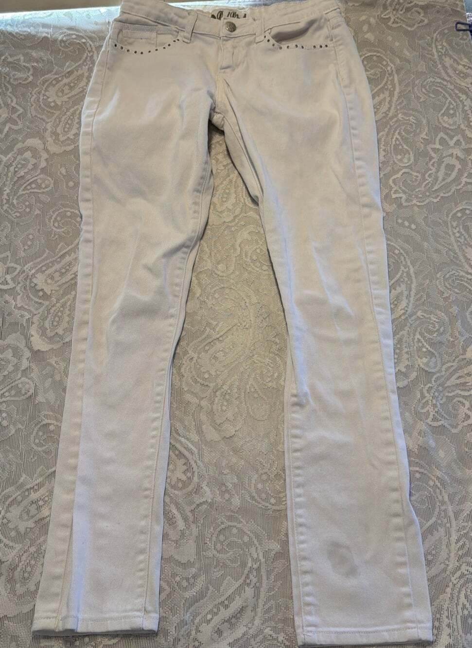 White skinny jeans stretch denim embellished by "Red Rivet" Women's  Jr 27/29